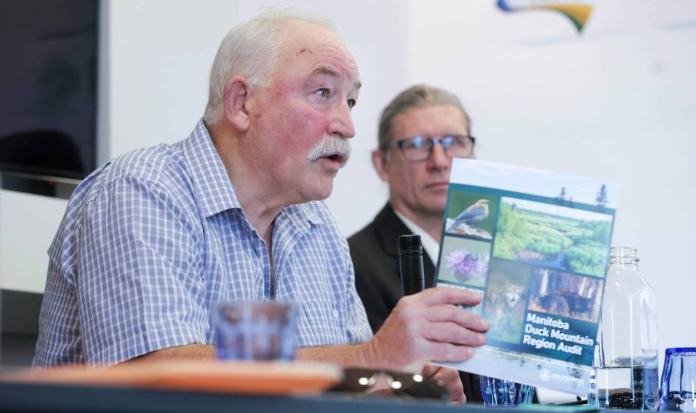RUTH BONNEVILLE / WINNIPEG FREE PRESS
                                “This is the biological study equivalent of a huge, irredeemable mess,” says Dan Soprovich, a wildlife ecologist who used to work for Manitoba Natural Resources and helped present the wilderness committee audit this week.