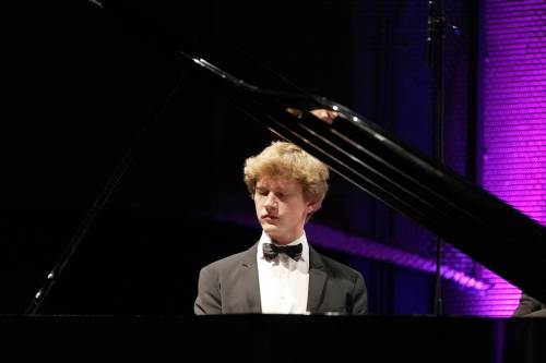 Photo by Steve Salnikowski
                                Acclaimed Canadian pianist Jan Lisiecki was a featured guest soloist at a concert hosted by Winnipeg Symphony Orchestra on Saturday.