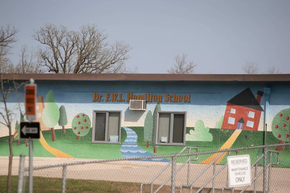 BROOK JONES / WINNIPEG FREE PRESS
Dr. F.W.L. Hamilton School will continue assigning Mother’s and Father’s Day cards and crafts after community members decried a principal’s attempt to make the holidays more inclusive.
