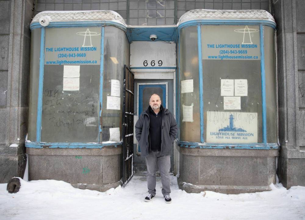 JESSICA LEE / WINNIPEG FREE PRESS FILES
Peter McMullen, manager at Lighthouse Mission, called it a “natural fit” to combine front-line supports, such as food and basic necessities, with an option for addiction treatment.