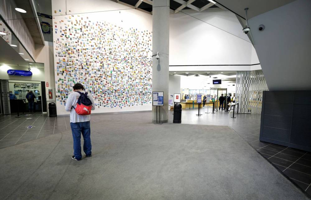 RUTH BONNEVILLE / WINNIPEG FREE PRESS
The Millennium Library, closed for over a month following a fatal stabbing in December, re-opened to the public with several new, stricter security measures in place.