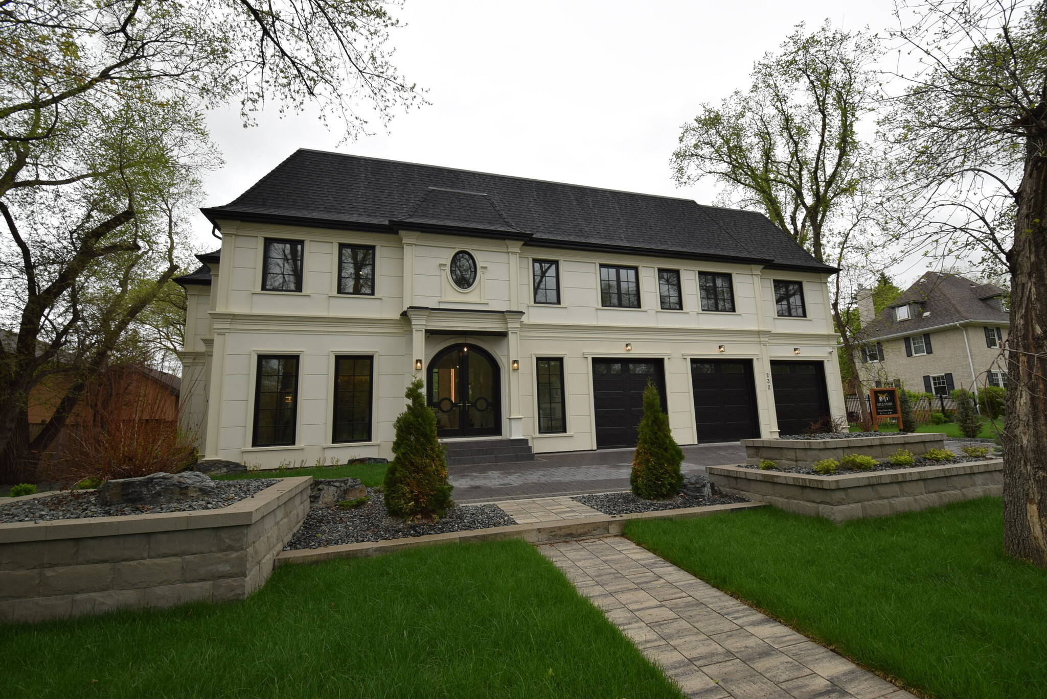 https://www.winnipegfreepress.com/wp-content/uploads/sites/2/2023/05/1407878_web1_Exterior---232-Lamont-Boulevard.jpg