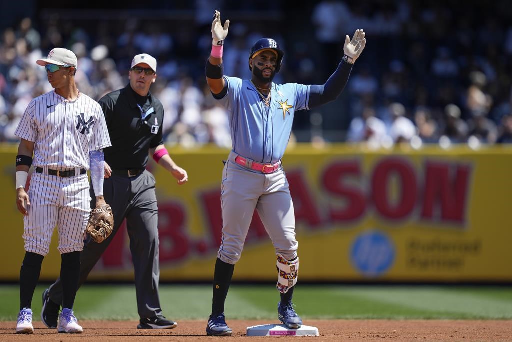 Yankees infielder says he will not wear protective cup after groin injury