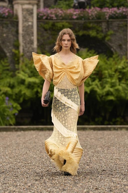 Louis Vuitton takes Baroque and botanical cues from Italy's Isola