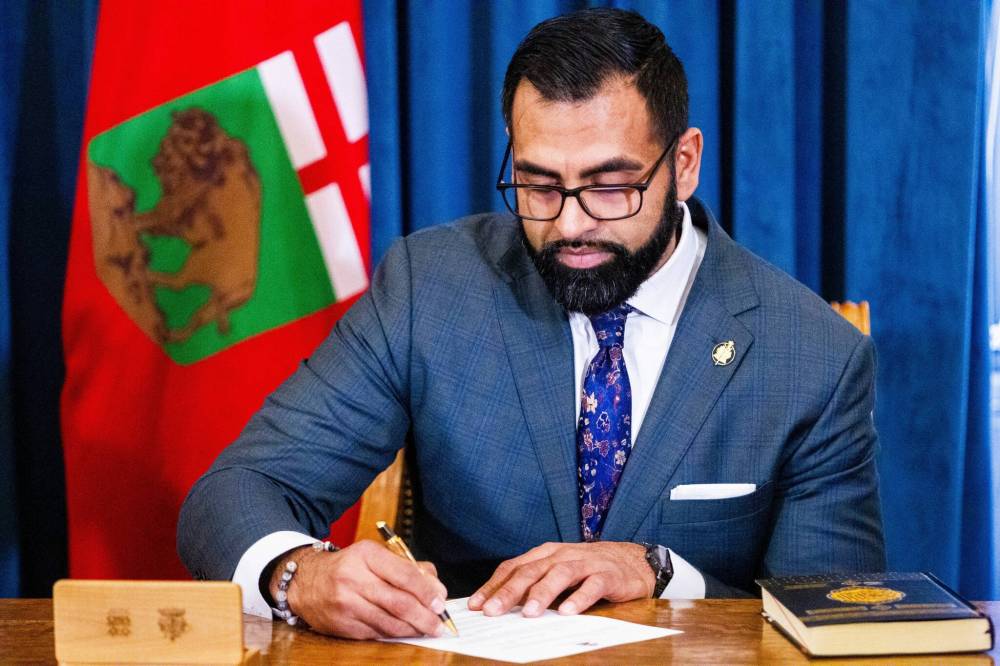 MIKAELA MACKENZIE / WINNIPEG FREE PRESS FILES
                                Sport, Culture and Heritage Minister Obby Khan said he shook hands with the NDP leader, who allegedly pulled him in close and offered an earful of profanities.