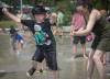 JESSICA LEE / WINNIPEG FREE PRESS
                                Ash Smolders, 6, enjoys the splash pad at The Forks June 3, 2023. Temperatures reached 31C. Reporter: Malak Abas