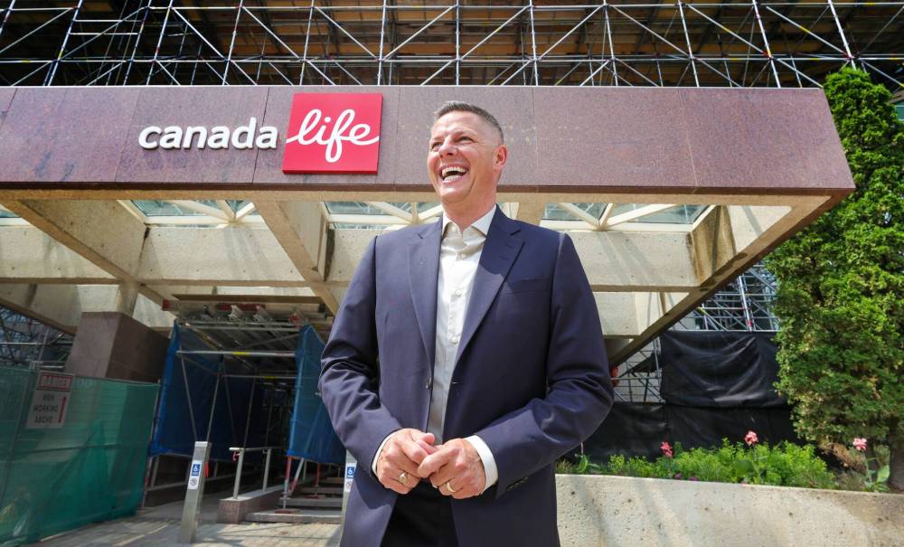 RUTH BONNEVILLE / WINNIPEG FREE PRESS FILE
Brian Bowman, who is currently vice-president of sustainability and social impact for Canada Life Assurance Co., was first elected mayor of Winnipeg in 2014, becoming the first Métis person to do so.
