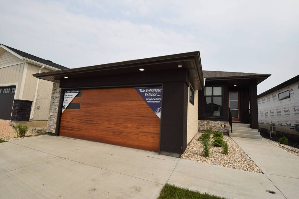 Loaded with features in Grande Pointe Meadows Winnipeg Free Press