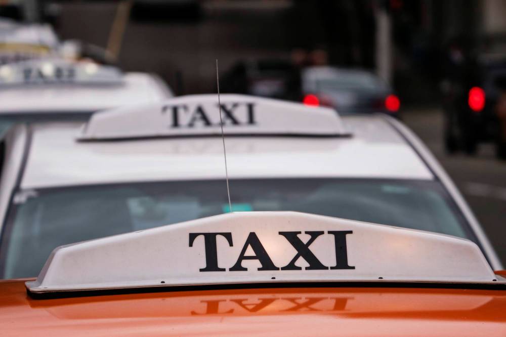A Winnipeg taxi driver was stabbed in the face Wednesday evening, in an attack his company’s manager describes as “vicious” and “unprovoked.” (Bayne Stanley / The Canadian Press files)