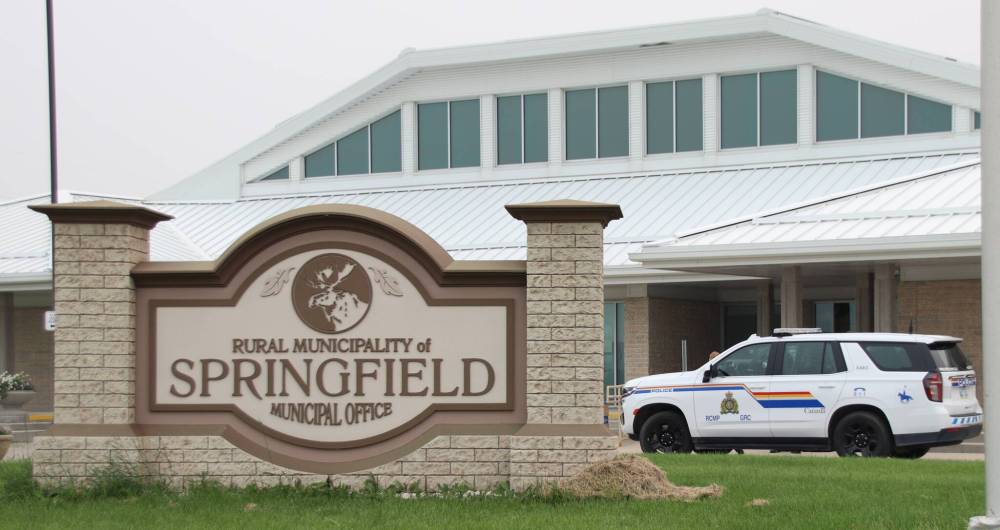 JURA MCILRAITH / THE CARILLON files
                                RM of Springfield Mayor Patrick Therrien called police to remove some residents who 
attended a council meeting about the proposed Sio Silica sand and mining project last week.