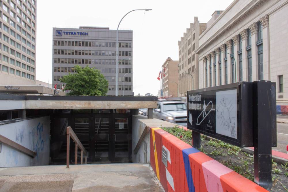 Mike Thiessen / Winnipeg Free Press
The City of Winnipeg is looking at demolishing the stairwell under Portage and Main.