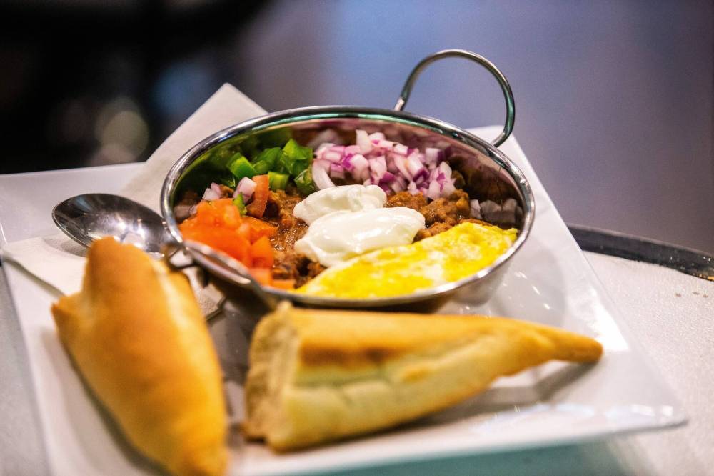 MIKAELA MACKENZIE / WINNIPEG FREE PRESS
The traditional dishes have found a loyal customer base in Winnipeg.