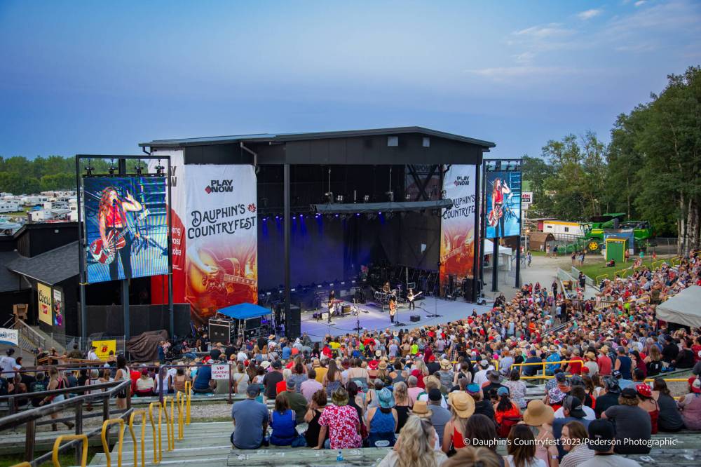 DAUPHIN’S COUNTRYFEST
The Selo Ukraina site in Dauphin welcomed thousands of fans over the July 1 weekend for a stacked country lineup.