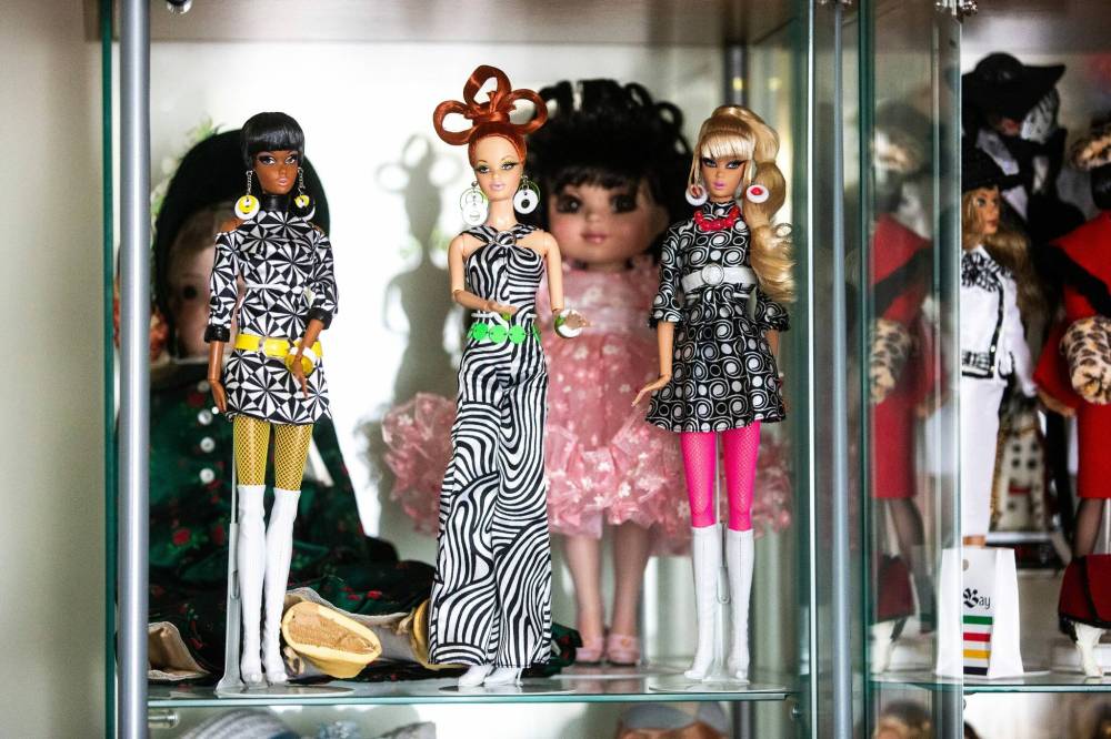 MIKAELA MACKENZIE / WINNIPEG FREE PRESS
Lucy Cook rotates her favourite Barbies in her six display cases.