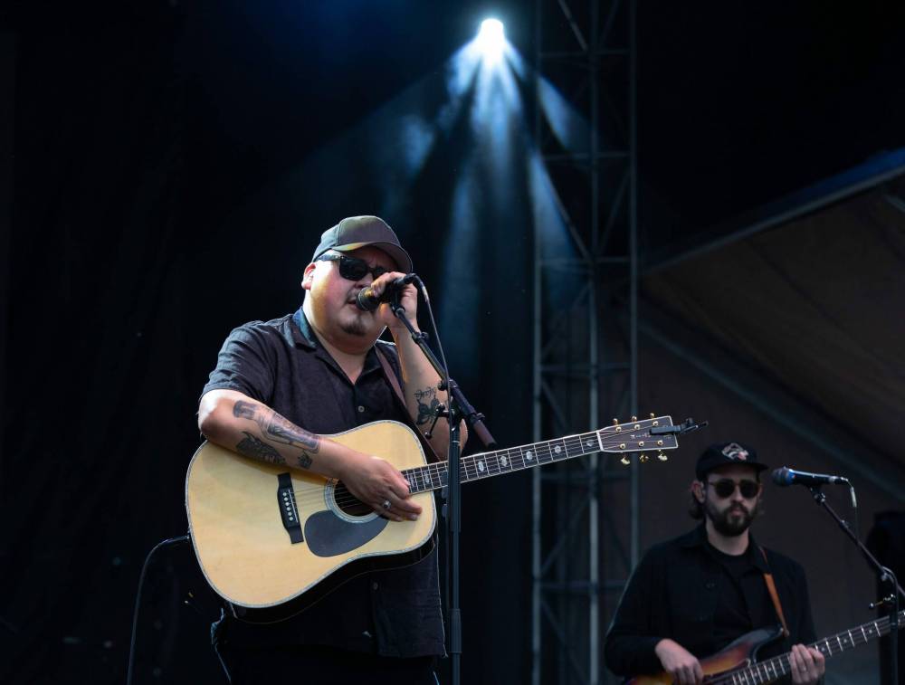 JESSICA LEE / WINNIPEG FREE PRESS
William Prince performs on the Main Stage Thursday evening.