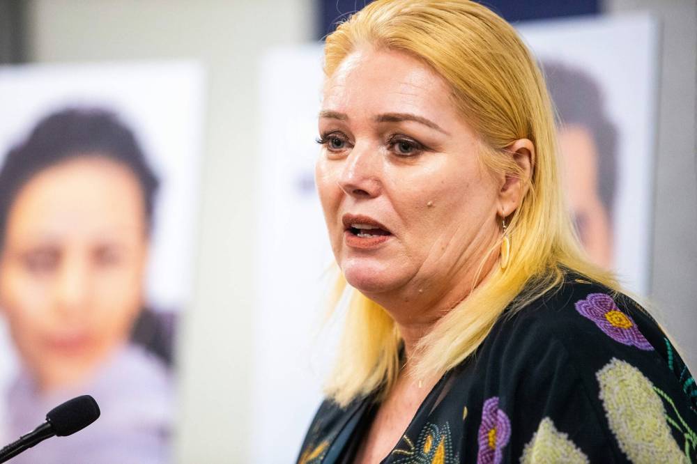 MIKAELA MACKENZIE / WINNIPEG FREE PRESS
“We have safe spaces to stay here at The Link. They might be interested in or need food or clothing or basic needs, and we’ll make sure they have access to that as well,” said Kerri Irvin-Ross, CEO of the youth support organization.