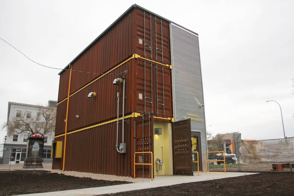 WINNIPEG FREE PRESS FILES
Amoowigamig (715 Main St.), which was designed to serve vulnerable people who lack alternative “places to go,” is slated for a series of landscaping upgrades.
