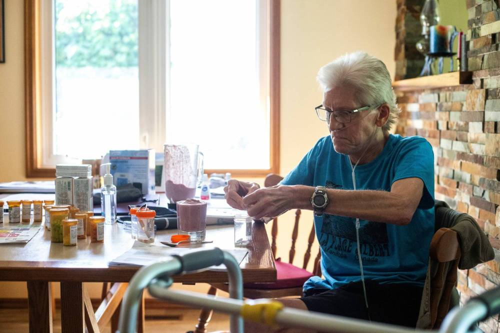 MIKAELA MACKENZIE / WINNIPEG FREE PRESS
Looking ahead, Rick Schmidt will make weekly visits to hospital for followup checks on his lung transplant, and will work to regain weight and strength.