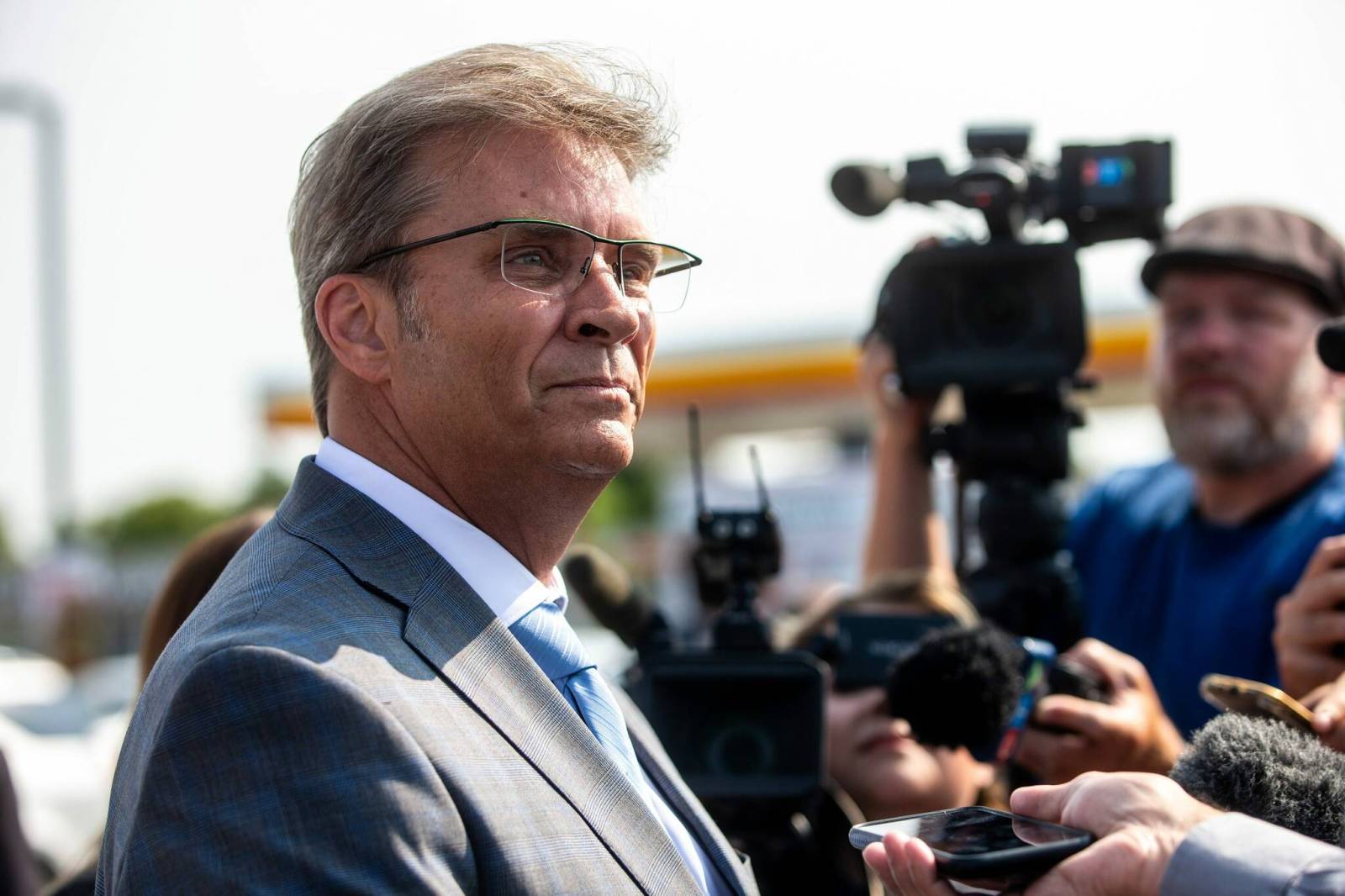 Cabinet minister stands by Métis heritage claim – Winnipeg Free Press