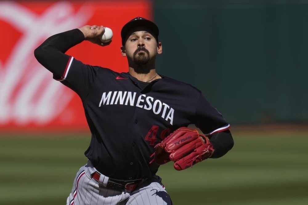 Minnesota Twins pitcher Pablo López throws to an Oakland Athletics batter during the first inning of a baseball game Saturday, July 15, 2023, in Oakland, Calif. (AP Photo/Godofredo A. Vásquez)