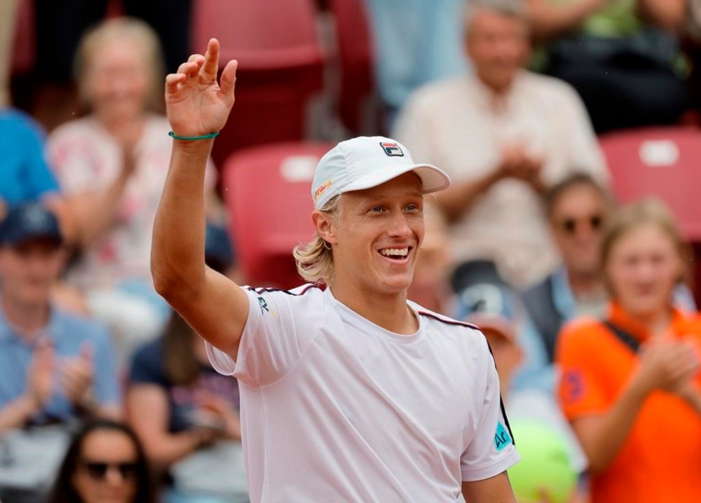 Sweden's Leo Borg celebrates winning his first round match against Sweden's Elias Ymer at the Swedish Open ATP tennis tournament in Bastad, Sweden, Tuesday, July 18, 2023. (Adam Ihse/TT News Agency via AP)