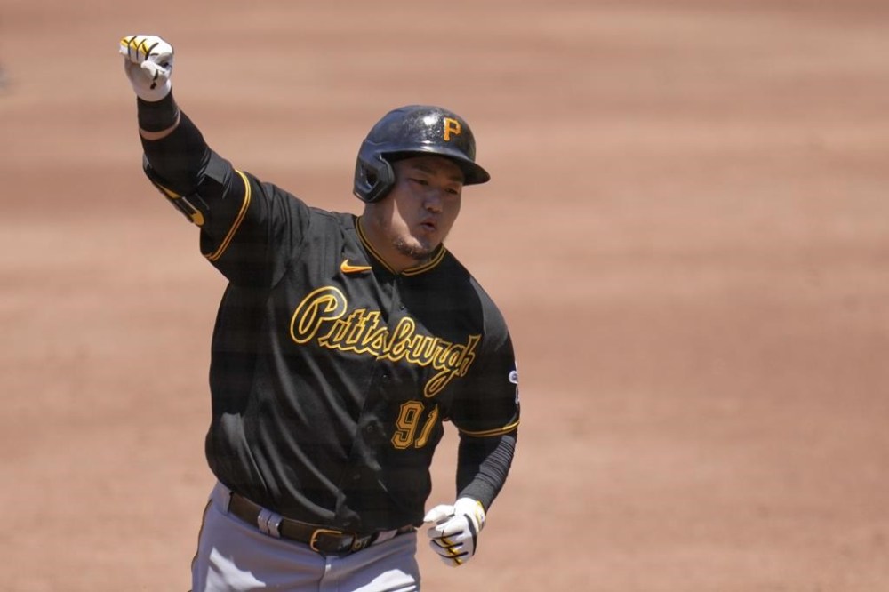 Pittsburgh Pirates' Ji Man Choi celebrates after hitting a home run during the second inning of a baseball game against the San Diego Padres, Wednesday, July 26, 2023, in San Diego. (AP Photo/Gregory Bull)