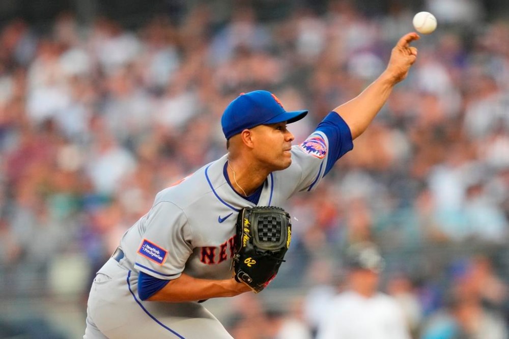 New York Mets' Jose Quintana pitches during the first inning of the team's baseball game against the New York Yankees on Wednesday, July 26, 2023, in New York. (AP Photo/Frank Franklin II)