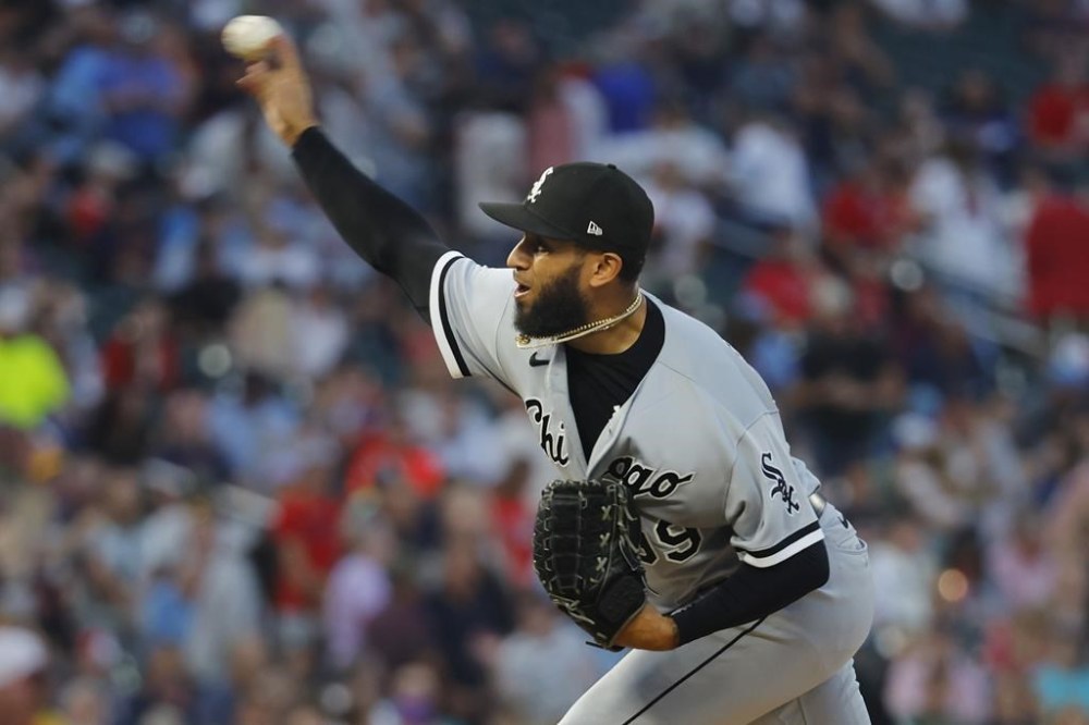 Chicago White Sox relief pitcher Keynan Middleton throws against the Minnesota Twins in the seventh inning of a baseball game Saturday, July 22, 2023, in Minneapolis. (AP Photo/Bruce Kluckhohn)