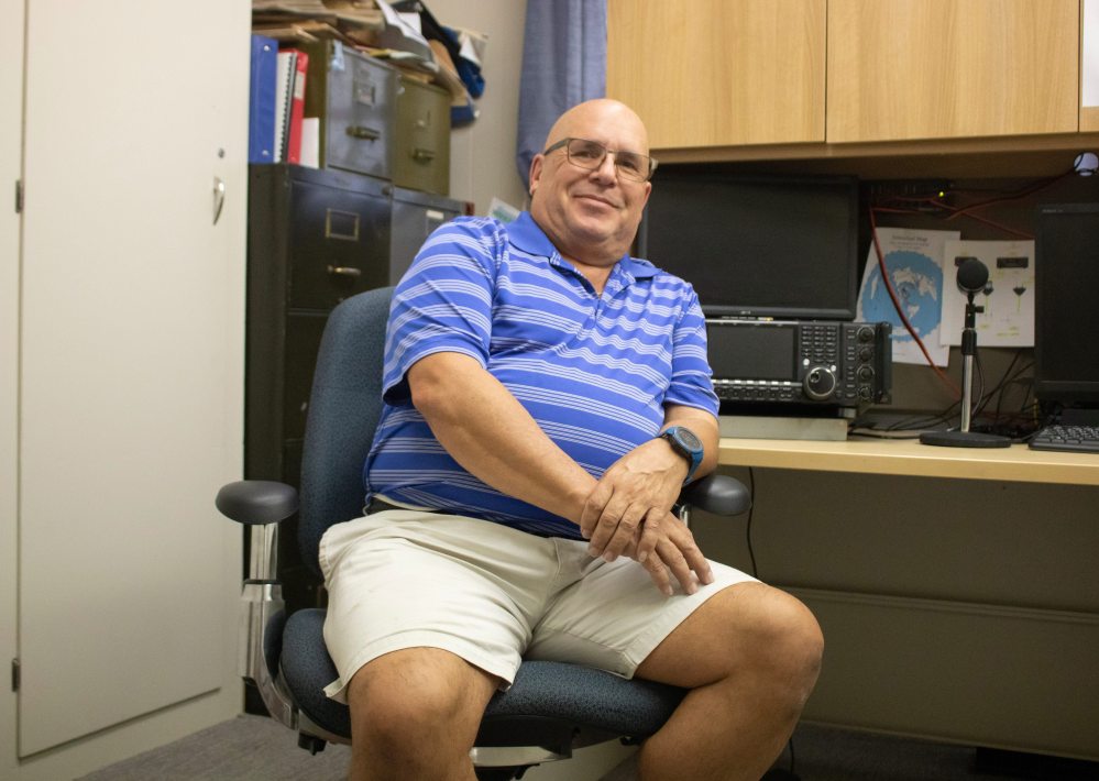 Mike Thiessen / Winnipeg Free Press
Derek Hay has given blood more than 200 times, and believes that more Winnipeggers should be donating blood following Canadian Blood Services’ announcement that the city’s blood inventory is “concerningly” low.