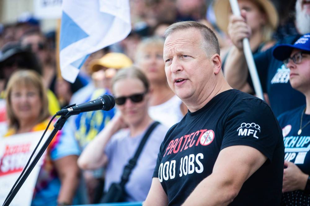 MIKAELA MACKENZIE / WINNIPEG FREE PRESS
Manitoba Federation of Labour president Kevin Rebeck said it would advocate for a ban on replacement workers, heading into the Oct. 3 provincial election.