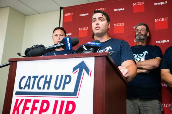 Manitoba Government and General Employees’ Union president Kyle Ross (Mikaela Mackenzie / Winnipeg Free Press)