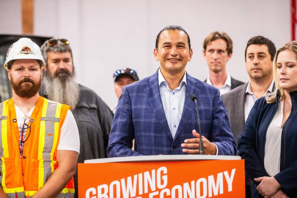 MIKAELA MACKENZIE / WINNIPEG FREE PRESS
NDP Leader Wab Kinew said his party would increase the number of workplace safety inspections, as well as funding for more apprenticeships and training so Manitobans can take advantage of opportunities and well-paying jobs.