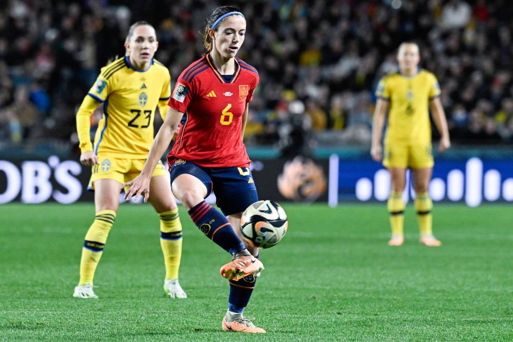ANDREW CORNAGA / THE ASSOCIATED PRESS
Spain’s Aitana Bonmati passes the ball during the Women’s World Cup semifinal soccer match between Sweden and Spain at Eden Park in Auckland, New Zealand, Tuesday, Aug. 15, 2023.