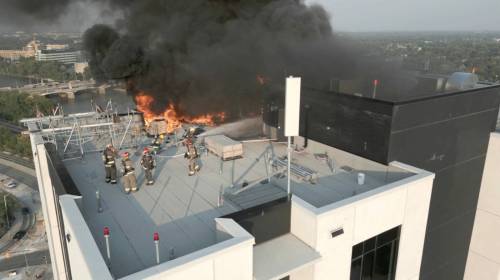 TAMEEM SAFI PHOTO
                                About 200 tenants were forced out of a two-year-old downtown highrise apartment by a fire at 221 Stradbrook Ave. last week.