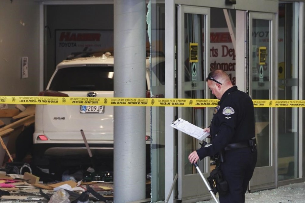 Vehicle strikes 3, fatally injuring 1 in service area of Los Angeles