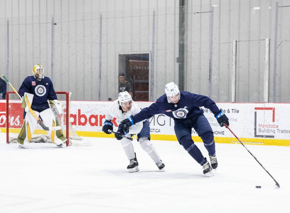 JESSICA LEE / WINNIPEG FREE PRESS FILES
Nikita Chibrikov (90) is ready for everything that comes along with preparing to play his first full season in North America.