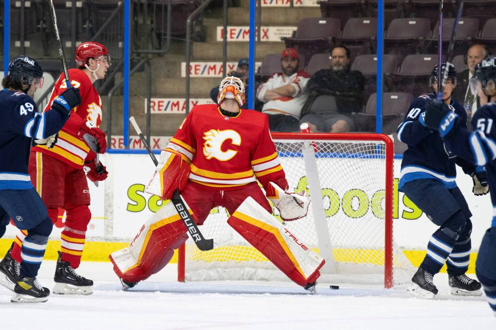Marissa Baecker / Shoot the Breeze
Flames goalie Connor Murphy reacts after Jets defenceman Elias Salomonsson’s point shot on a 5-on-3 PP beats him in the first period.