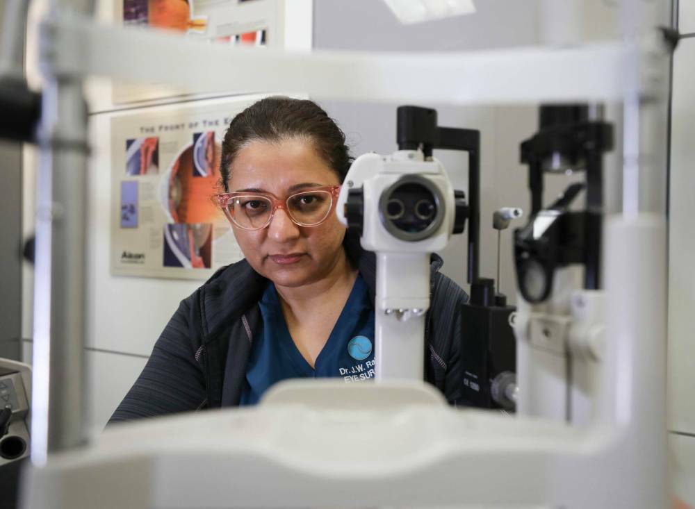 RUTH BONNEVILLE / FREE PRESS FILES
Dr. Jennifer Rahman said staffing levels have hit a historic low and are well below the per-capita eye surgeon staffing ratios in other provinces.