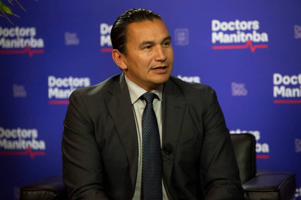 BROOK JONES / FREE PRESS FILES
Text messages distributed by the Manitoba NDP this week asked voters to indicate their support for the party, while messages sent by the Progressive Conservative party directed recipients to Wabway.ca, a Tory attack website.