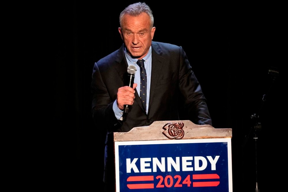 FILE - Democratic presidential candidate Robert F. Kennedy Jr. commemorates Hispanic Heritage Month with supporters at the Wilshire Ebell Theatre in Los Angeles Friday, Sept. 15, 2023. An armed man who allegedly was impersonating a federal officer was taken into custody outside the event. (Hans Gutknecht/The Orange County Register via AP, File)