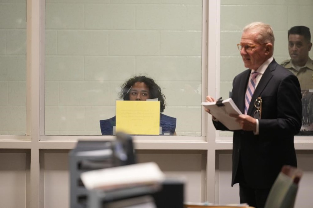 Suspect in ambush killing of LA deputy pleads not guilty due to ...