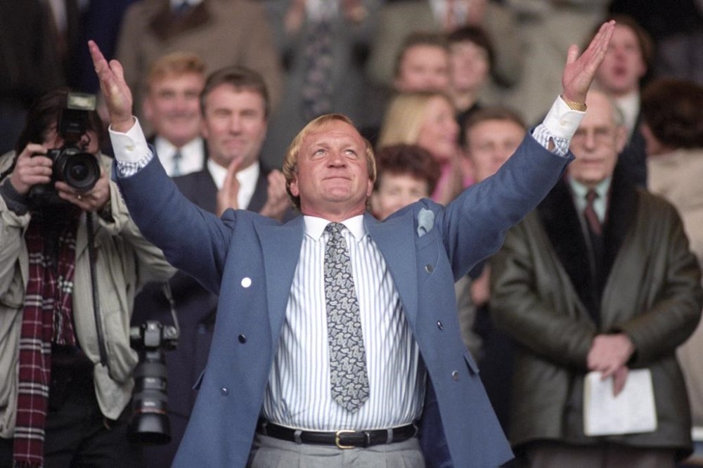 Manchester City Chairman Francis Lee acknowledges the applause of the crowd at Maine Road in Manchester, England, Feb. 5, 1994. Former Manchester City player and chairman Francis Lee has died at the age of 79 on Monday Oct. 2, 2023. (CROFT/PA via AP)
