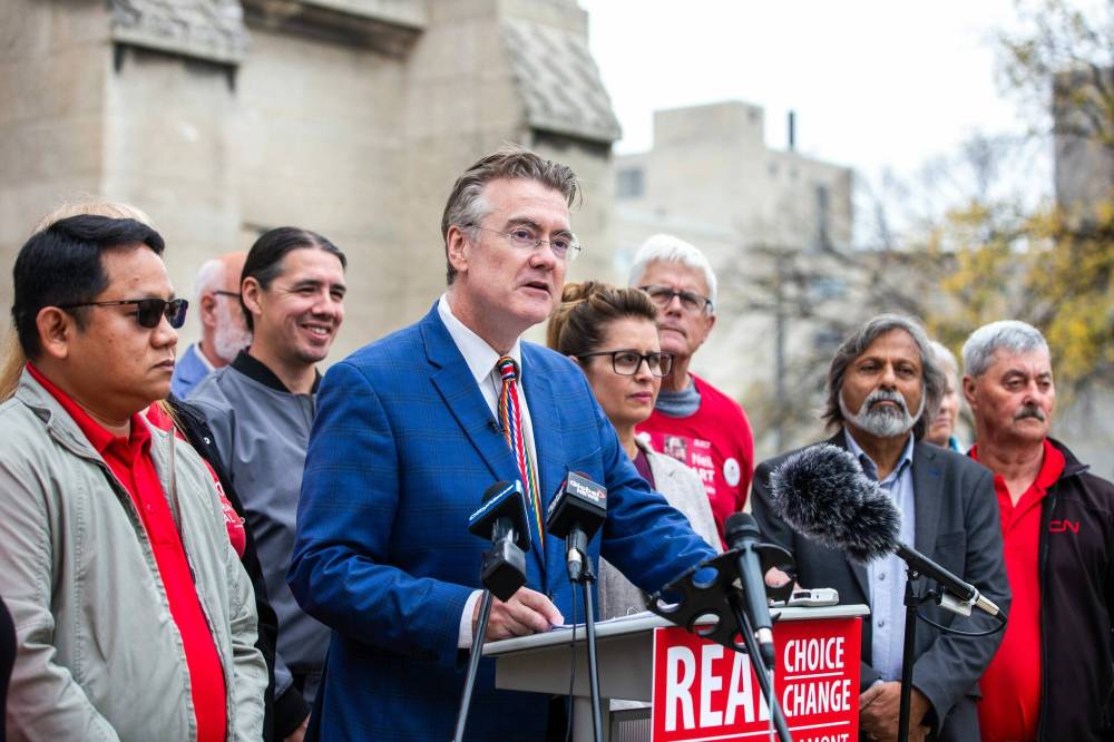 <p>MIKAELA MACKENZIE / WINNIPEG FREE PRESS</p>
                                <p>Liberal Leader Dougald Lamont, meanwhile, spent the final day on the campaign trail, imploring voters to “stop the NDP and PCs” by casting their ballots for a Liberal candidate.</p>