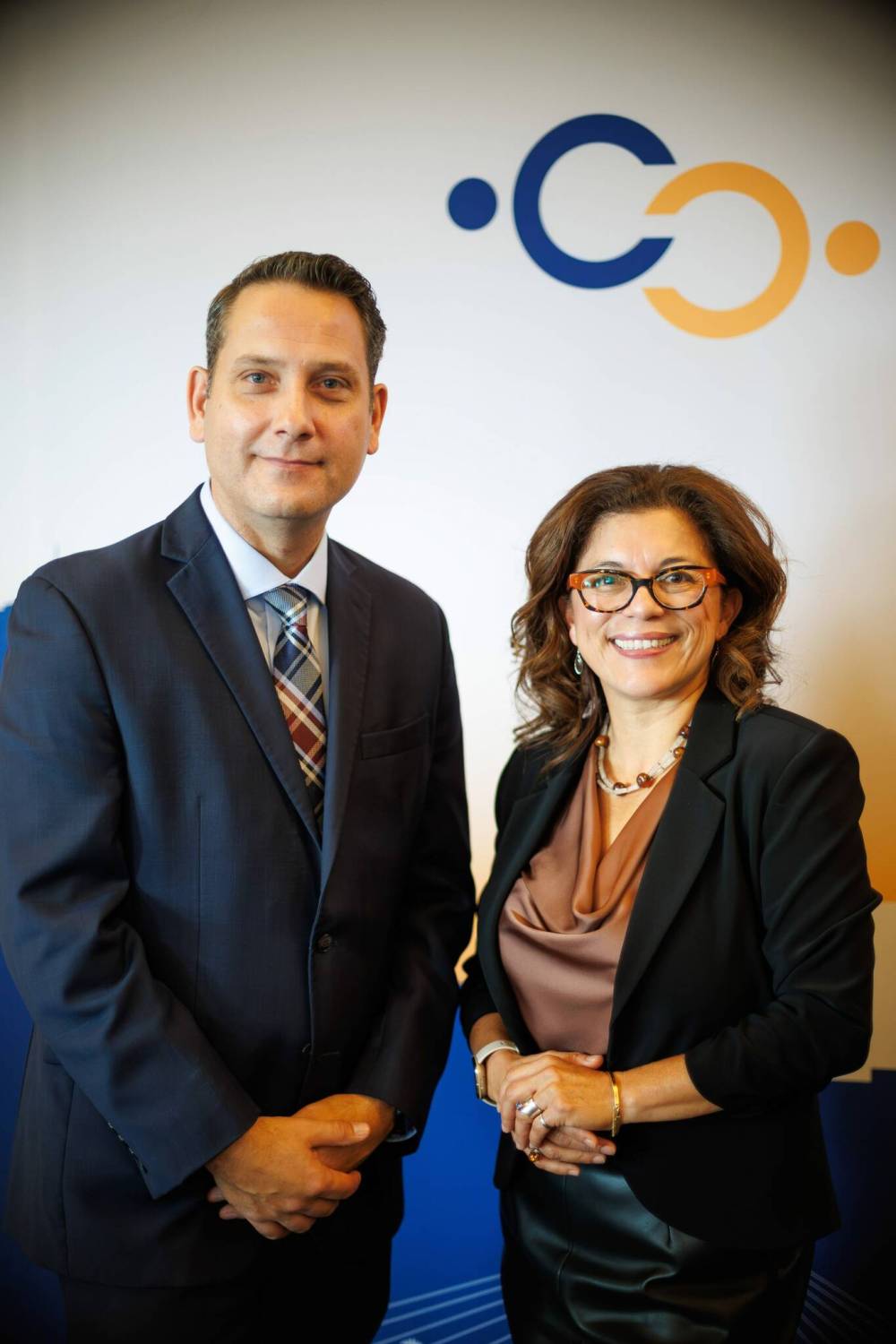 Chamber president Loren Remillard (left) with new chamber chairperson Jeannette Montufar-MacKay. (Mike Deal / Winnipeg Free Press)