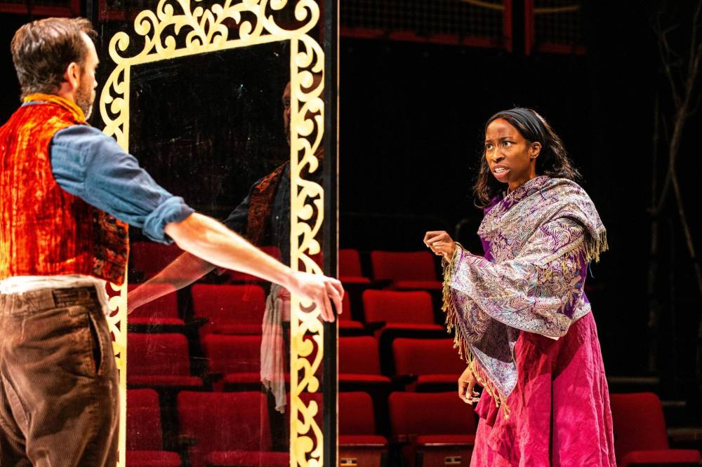 MIKAELA MACKENZIE / WINNIPEG FREE PRESS
Tom Keenan (left) and Beverley Ndukwu in MTYP’s Snow White, which runs until Oct. 22.