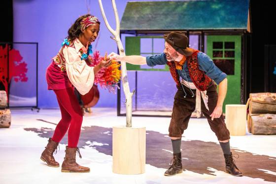 Beverley Ndukwu and Tom Keenan each play multiple roles in MTYP's Snow White. (Mikaela MacKenzie / Winnipeg Free Press)