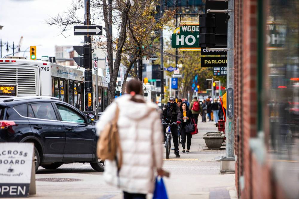 MIKAELA MACKENZIE / WINNIPEG FREE PRESS
Reassigning community patrols will bolster police presence in the city’s economic heart, but it is drawing criticism from advocates and officials elsewhere.