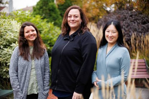 MIKE DEAL / WINNIPEG FREE PRESS 
                                Sarah Morand (from left), Kathryn Flatt and Malinda Lee