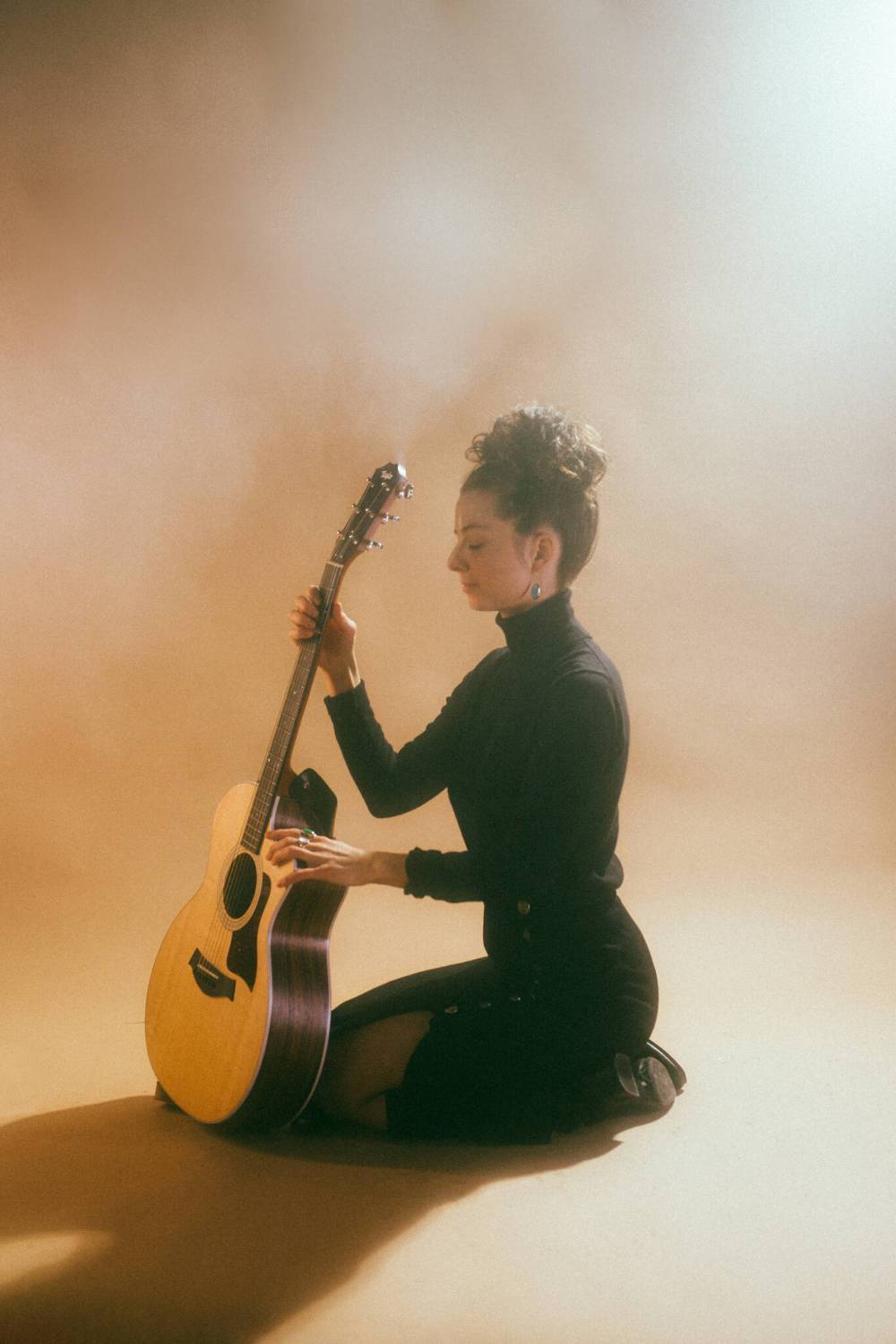 Laina Brown photo
Singer-songwriter Larysa Musick’s first stage appearances were as a slam poet.