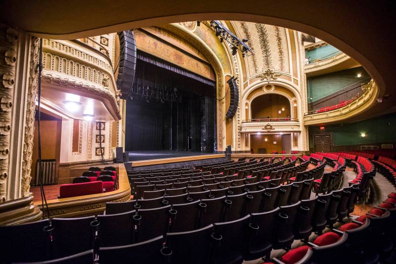 MIKAELA MACKENZIE / WINNIPEG FREE PRESS FILES
                                ‘Rehabilitating the theatre was a challenge and a wonderful experience,’ Susan Algie, now the director of the Winnipeg Architecture Foundation, says of the 1990s work on what would be renamed the Burton Cummings Theatre in 2002.